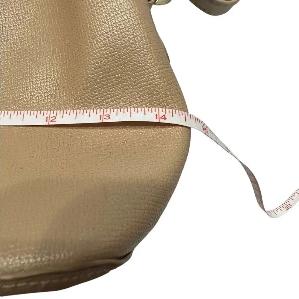 Christian Siriano neutral minimalist tan spacious tote‎ handbag w/shoulder strap